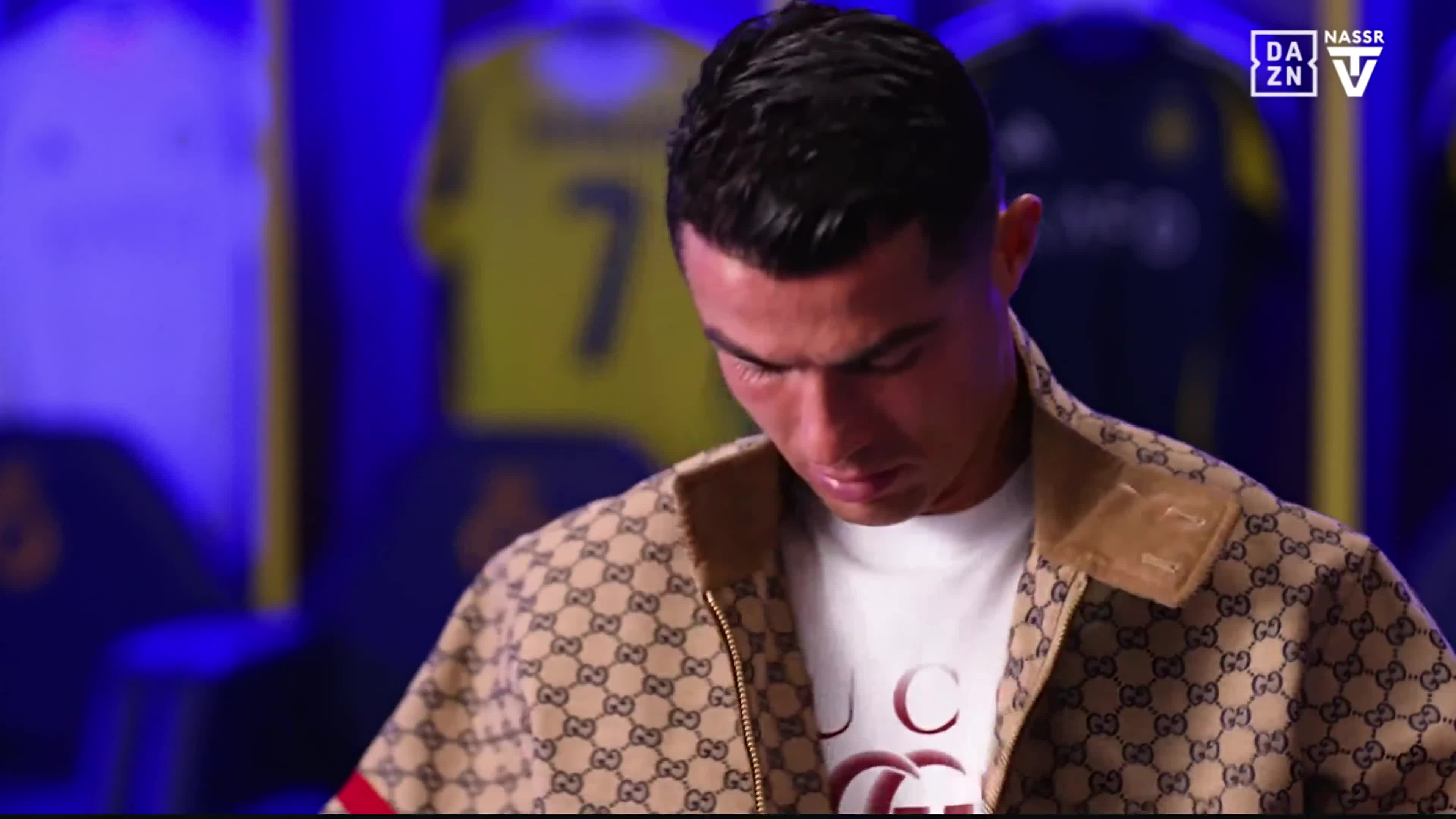 九游会下载-关于独行侠不断突破！，C罗连续十场比赛得分超过险胜赛场气氛高涨的信息