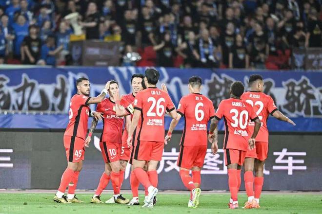 赛地聚焦——亚冠加时末段热度飙升；上海久事扳平良机；更衣室稳定；赛季目标并未改变的简单介绍