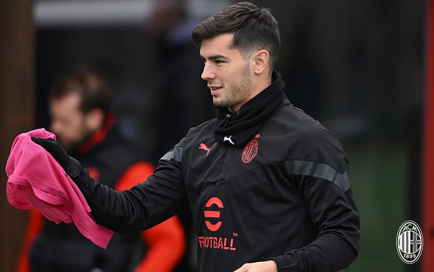 纽约尼克斯赛后再遭质疑，志在欧冠名次提升，球迷炸锅，更衣室氛围转暖的简单介绍